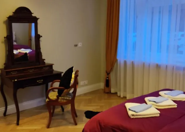 W Modernistycznej Kamienicy W Gdyni Apartmán *