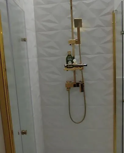 W Modernistycznej Kamienicy W Gdyni Apartmán *